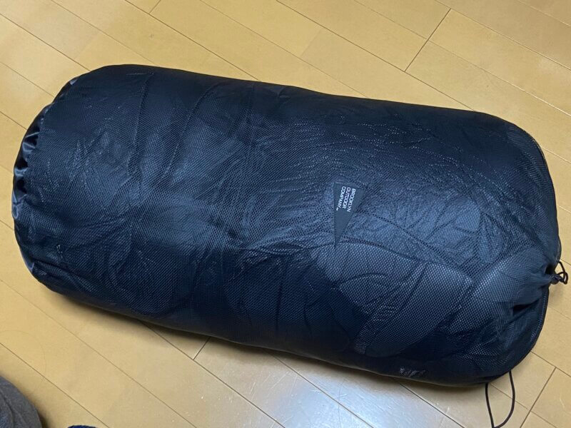 BROOKLYN OUTDOOR COMPANY(ブルックリンアウトドアカンパニー)ダウンスリーピングバッグ 600g メッシュ保存袋