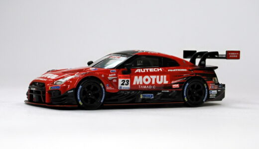 1/64 MOTUL AUTECH GT-R 2021【MINI-GT】