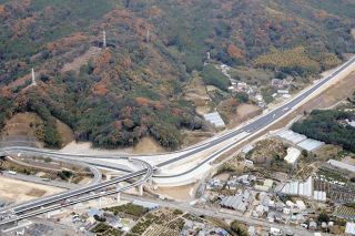 名古屋～浜松「信号なし」50分短縮　通行無料の「名豊道路」が3月8日に全線開通