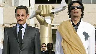 Nicolas Sarkozy und Muammar al-Gaddafi in Tripolis am 25. Juli 2007