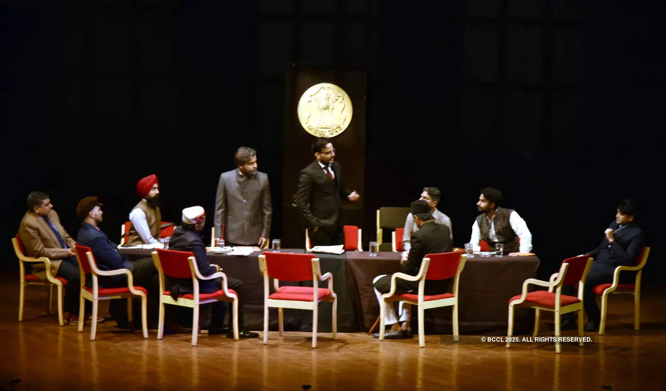 12 Angry Men: A play