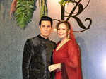 ​​Randeep Hooda and Lin Laishram exude royalty in ethnic look at their star-studded wedding reception​​