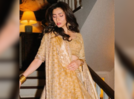 Mahira Khan casts a spell in a yellow Manish Malhotra lehenga and we love it