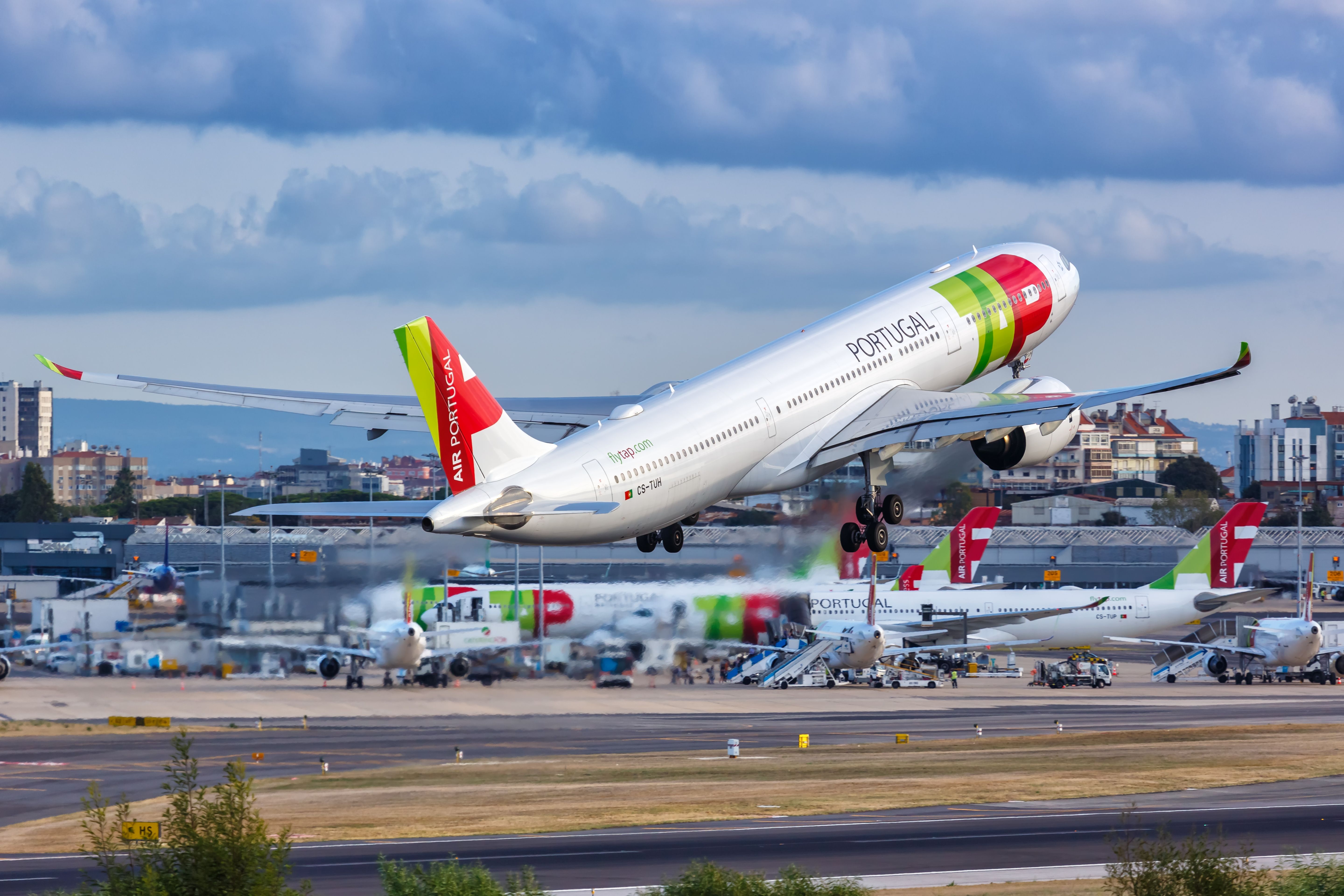 TAP Air Portugal Airbus A330neo 