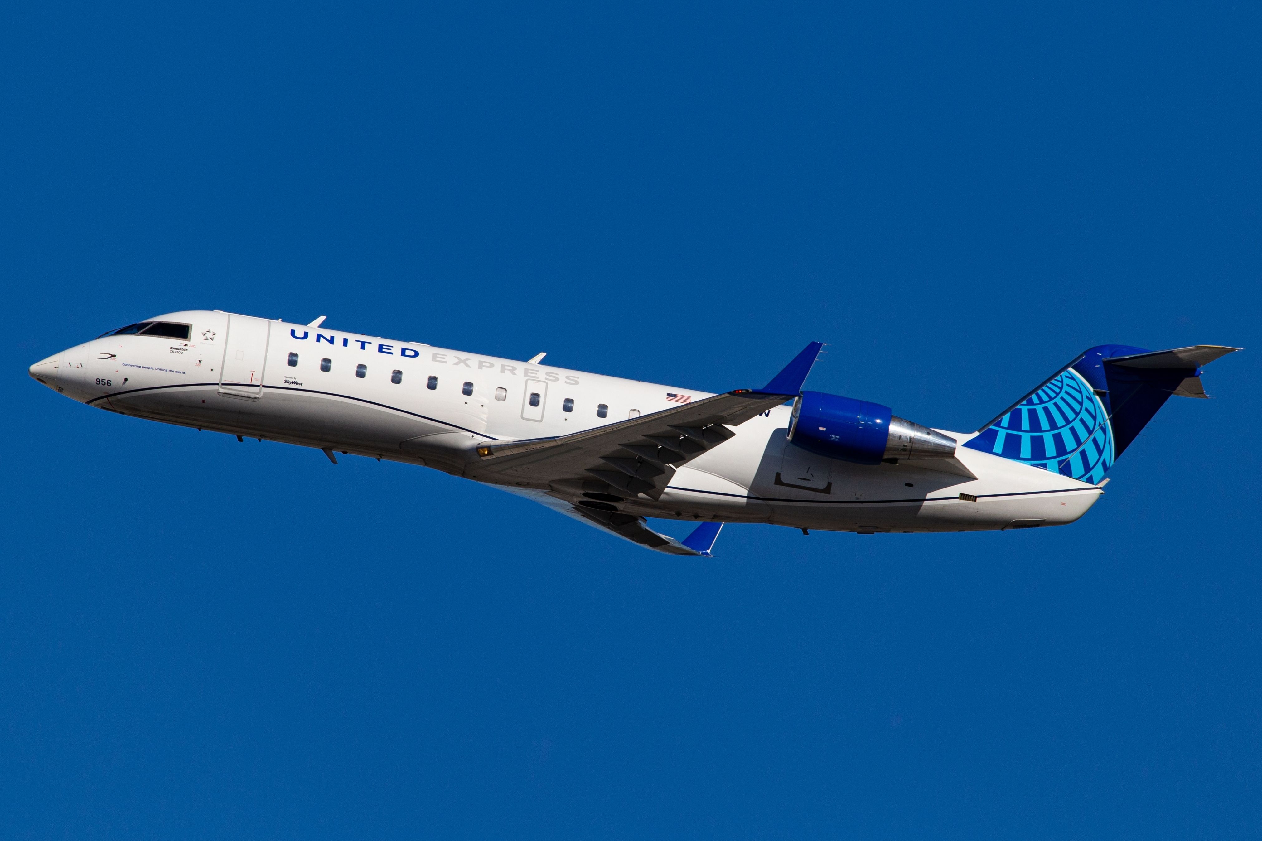 United Express Mitsubishi CRJ200 departing LAX shutterstock_2469442427