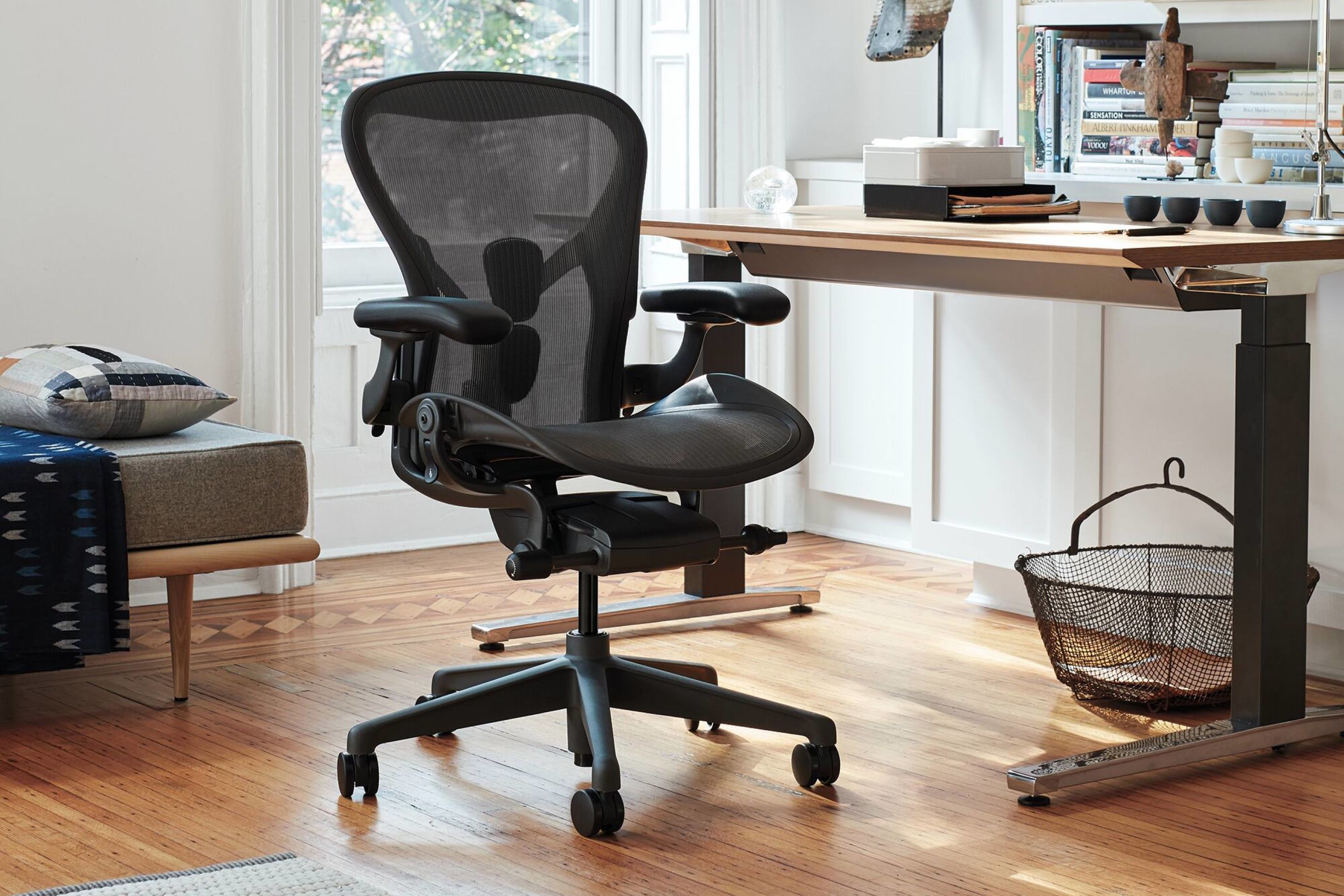 herman miller aeron desk chair