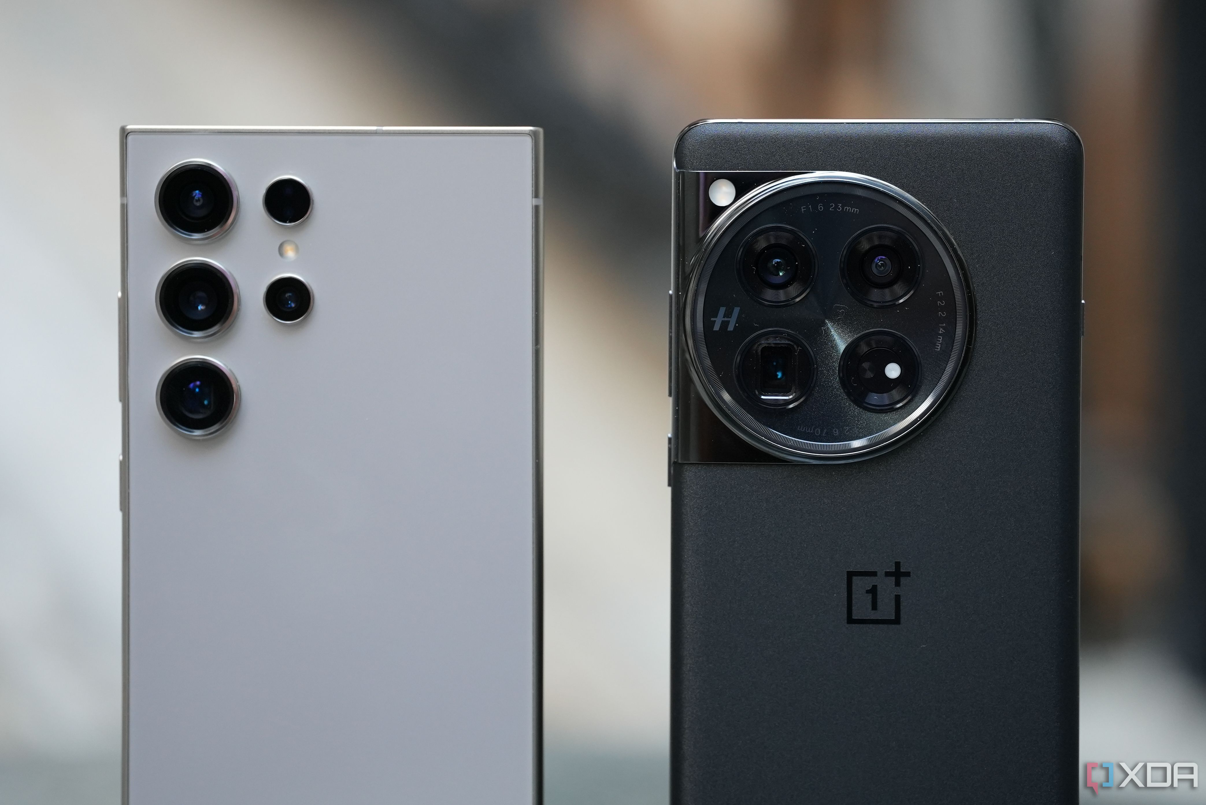 S24 Ultra in titanium and Oneplus 12 in black