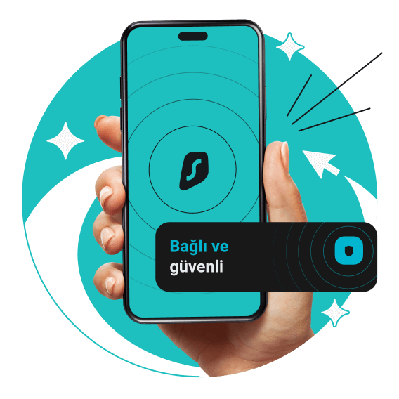 Ekranında Surfshark logosu olan bir akıllı telefon tutan bir el; önünde "bağlandı ve güvenli" yazan bir işaret var.