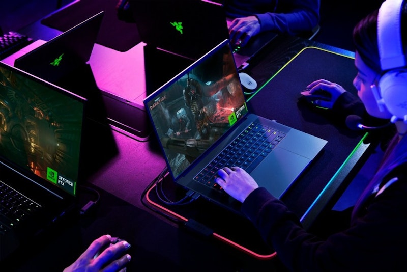 CES 2023：Razer 推新款 18 吋 Blade 遊戲筆電 同步推出 16 吋機種窄邊框機種