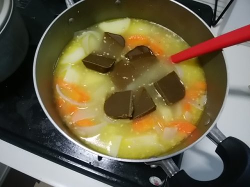 カレールーの溶かし方