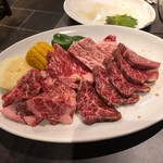 焼肉ニクジュウハチ - 