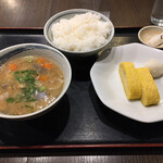 田子作 - 豚汁定食