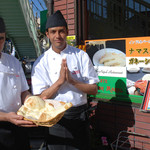 Namaste Ganesha Mahal Hyogohonten - 本場のコックさんの料理をどうぞ。