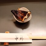 中外 - 料理写真:まずは半助から