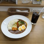 CAFE DINING HIKARI - サラダが付いていたのですが、我慢出来ず食べてしまいました。