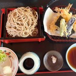 手打蕎麦鶴㐂 - 天ざるそば 1860円