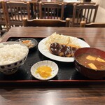 互楽亭 - 味噌カツ定食　¥950