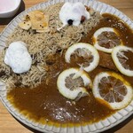 北浜 丁子 - レモンチキンカレー うずらのディルクリーム 大根のアチャール フルーツのライタ 鶏はらみのプラウ