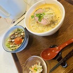 中華そば麦右衛門 - 秋野菜のベジポタ中華そばとチャーマヨ丼^_^