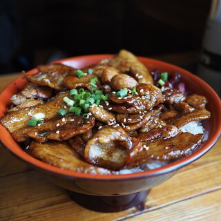 宝屋バーベキューセンター - 料理写真:五日丼