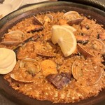 スペイン料理 La Cazuela - タコのパエリア。タコが柔らかくて美味