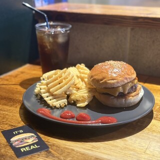 Warren’s Place 2.1 Burgers & Beer - 料理写真: