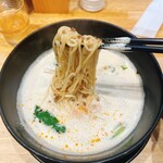 麺家 獅子丸 - 細めの自家製麺