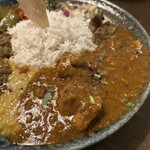 curry bar nidomi - ダバスタイルチキンカレー＋砂肝のスパイスコンフィ