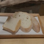 ポワンエリーニュ - ■パンの食べ放題 ￥600