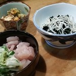 家庭料理 さかい - 【27.5.5】お摘まみを幾つか所望しました。
            