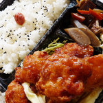 惣菜文香 - とり唐揚弁当500円