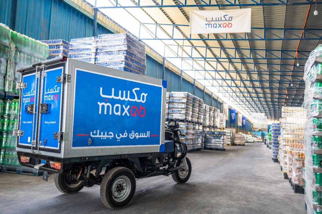 MaxAB truck in a warehouse