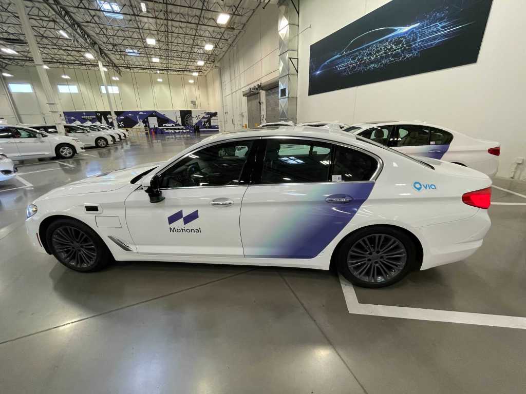 Motional and Via launch free autonomous ride-hail service in Las Vegas