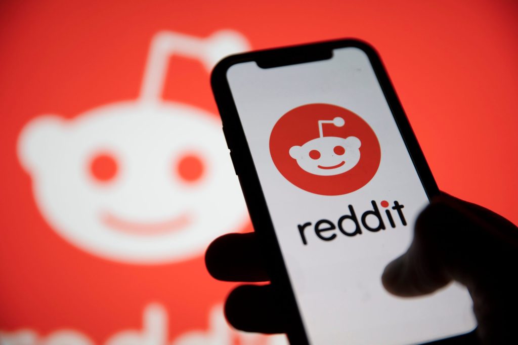 Reddit launches moderator rewards program amid site-wide discontent 