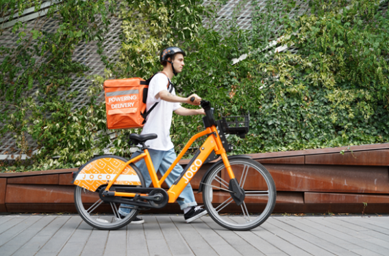 grubhub delivery worker with joco e-bike