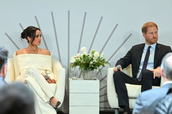 NEW YORK, NEW YORK - OCTOBER 10: (L-R) Meghan, Duchess of Sussex and Prince Harry, Duke of Sussex speak onstage at The Archewell Foundation Parents’ Summit: Mental Wellness in the Digital Age during Project Healthy Minds' World Mental Health Day Festival 2023 at Hudson Yards on October 10, 2023 in New York City. (Photo by Bryan Bedder/Getty Images for Project Healthy Minds)