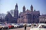 Het Vrijthof als parkeerplein, 1967