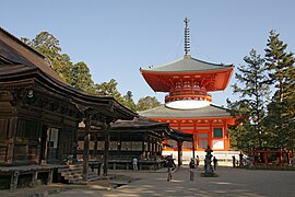 高野山の壇上伽藍