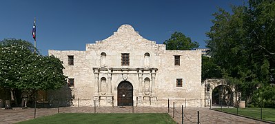 Alamo pano.jpg