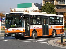 東武バスセントラル所属の大型路線車