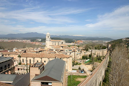 Català: Direcció a la catedral. Italiano: In direzione della Cattedrale.