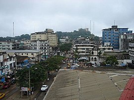 Vista de uma rua de Monróvia