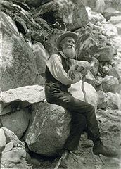 John Muir (1907)