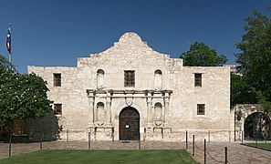 Alamo pano (cropped2).jpg