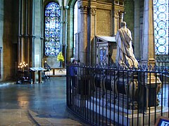 Déambulatoire de la chapelle de la trinité, doyen Wotton.