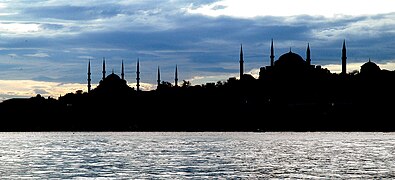 Silhueta da Mesquita de Sultanahmet e da Basílica de Santa Sofia