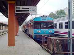 Automotor CP 450 portugués en la estación de Vigo, encargado de los servicios Vigo-Oporto