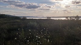 Zicht op het Meer van Varna vanuit Asparuchovo