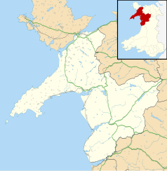 Mapa konturowa Gwynedd, blisko centrum u góry znajduje się punkt z opisem „Llanberis”