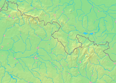 Mapa konturowa Sudetów, u góry znajduje się czarny trójkącik z opisem „Osówka”